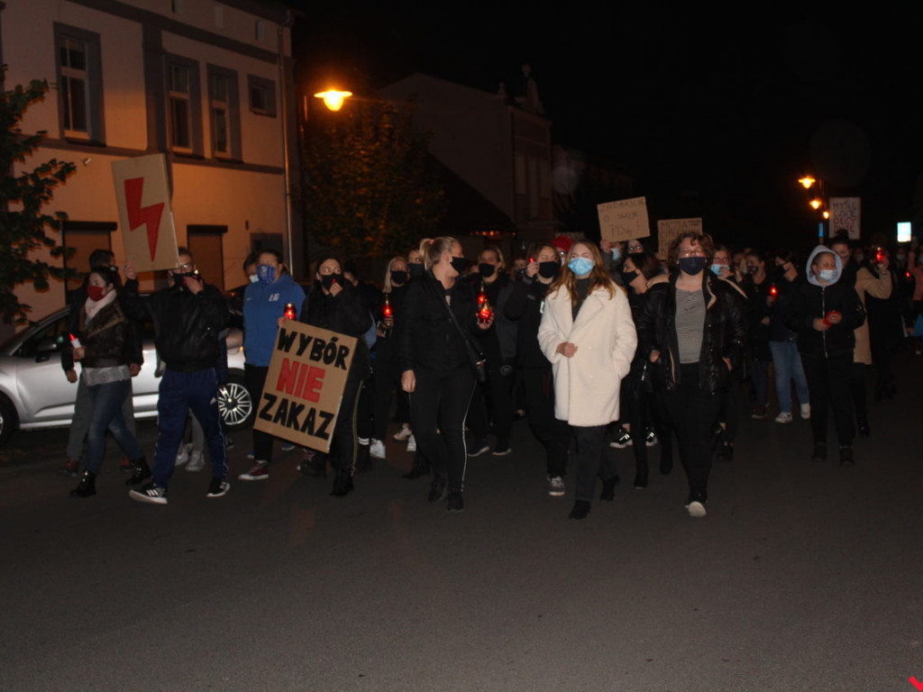 Myślą i czują, dlatego chcą decydować. Kobiety protestowały na rynku