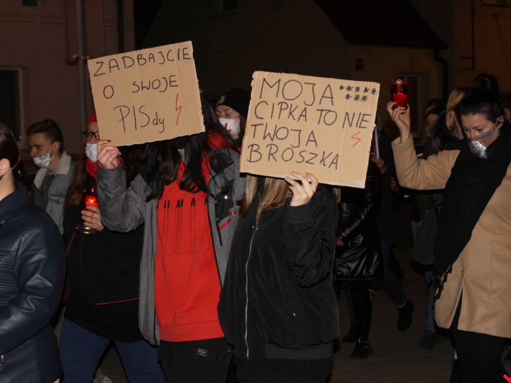 Myślą i czują, dlatego chcą decydować. Kobiety protestowały na rynku