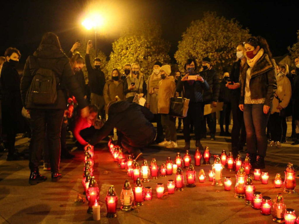 Myślą i czują, dlatego chcą decydować. Kobiety protestowały na rynku