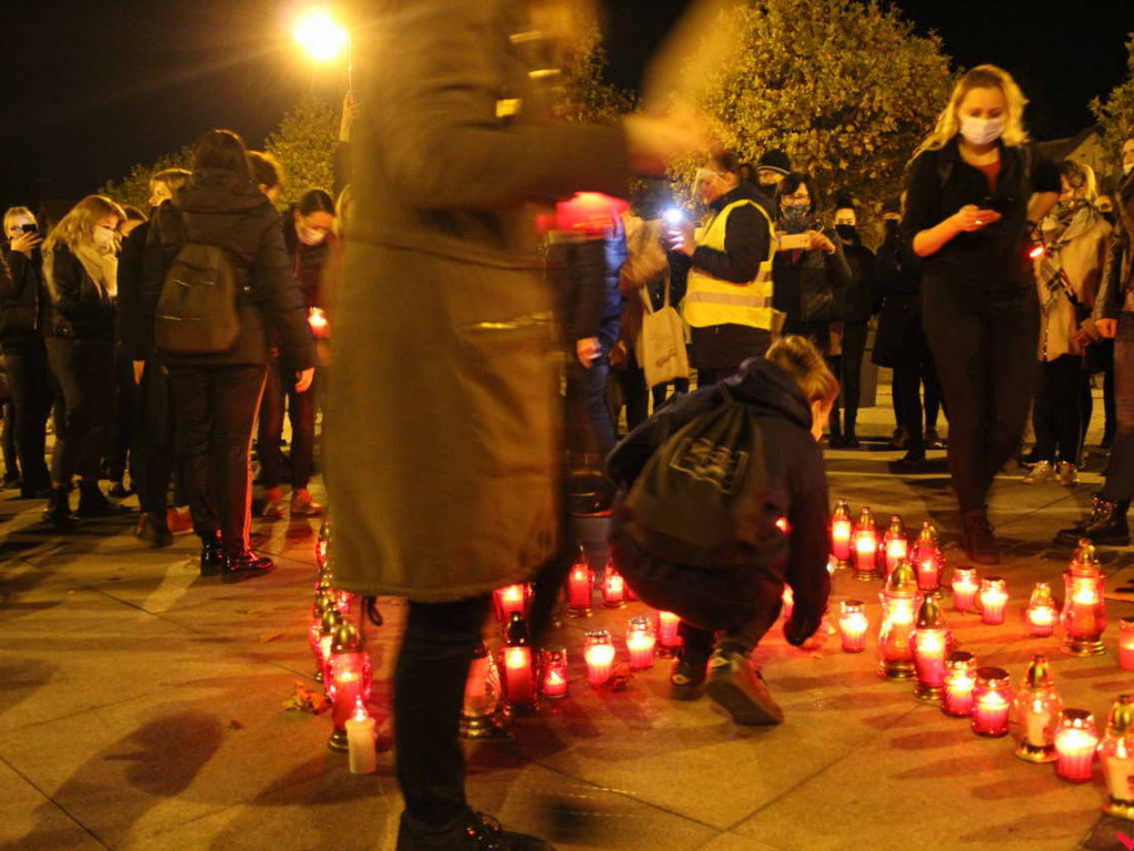 Myślą i czują, dlatego chcą decydować. Kobiety protestowały na rynku