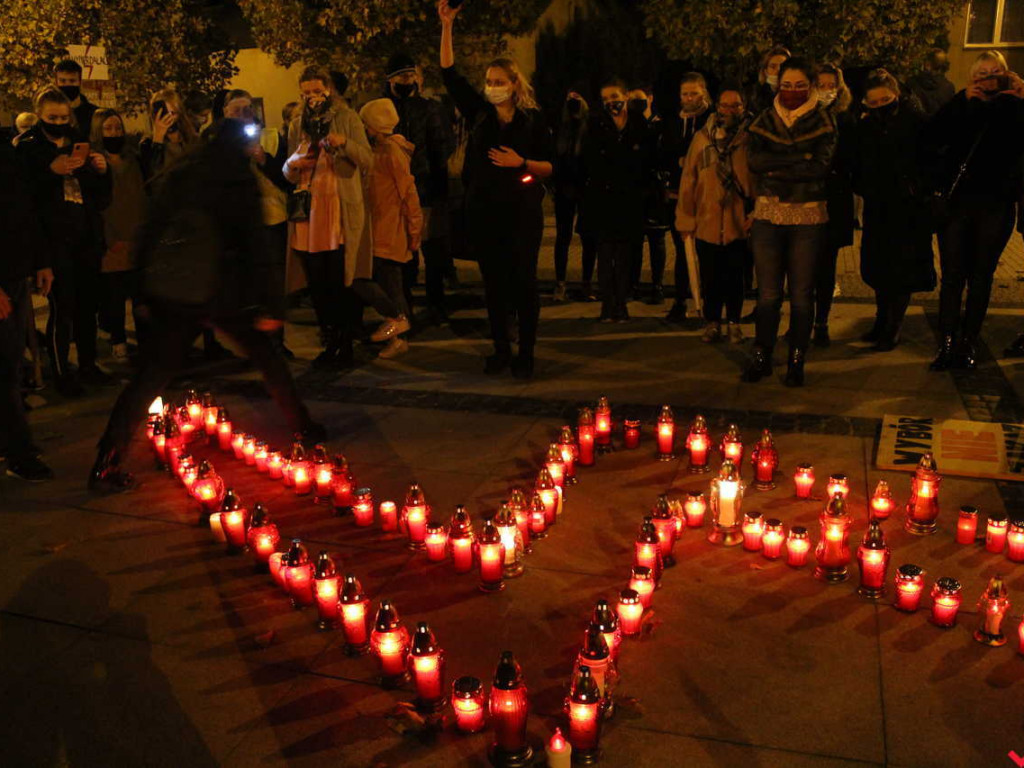 Myślą i czują, dlatego chcą decydować. Kobiety protestowały na rynku