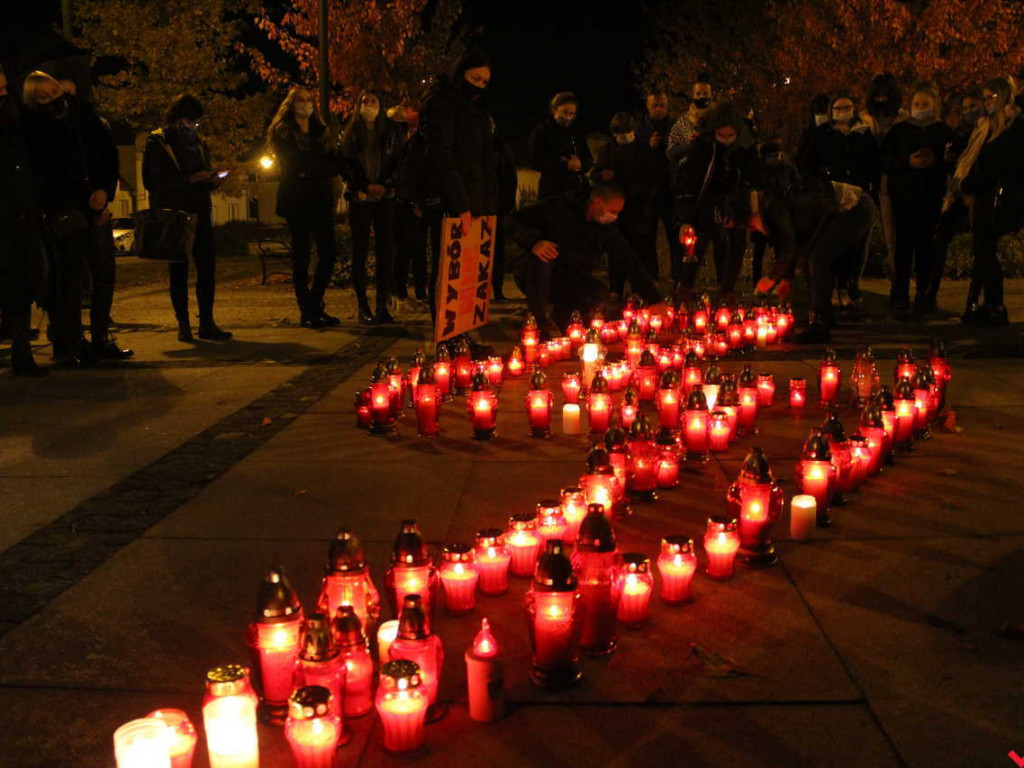Myślą i czują, dlatego chcą decydować. Kobiety protestowały na rynku