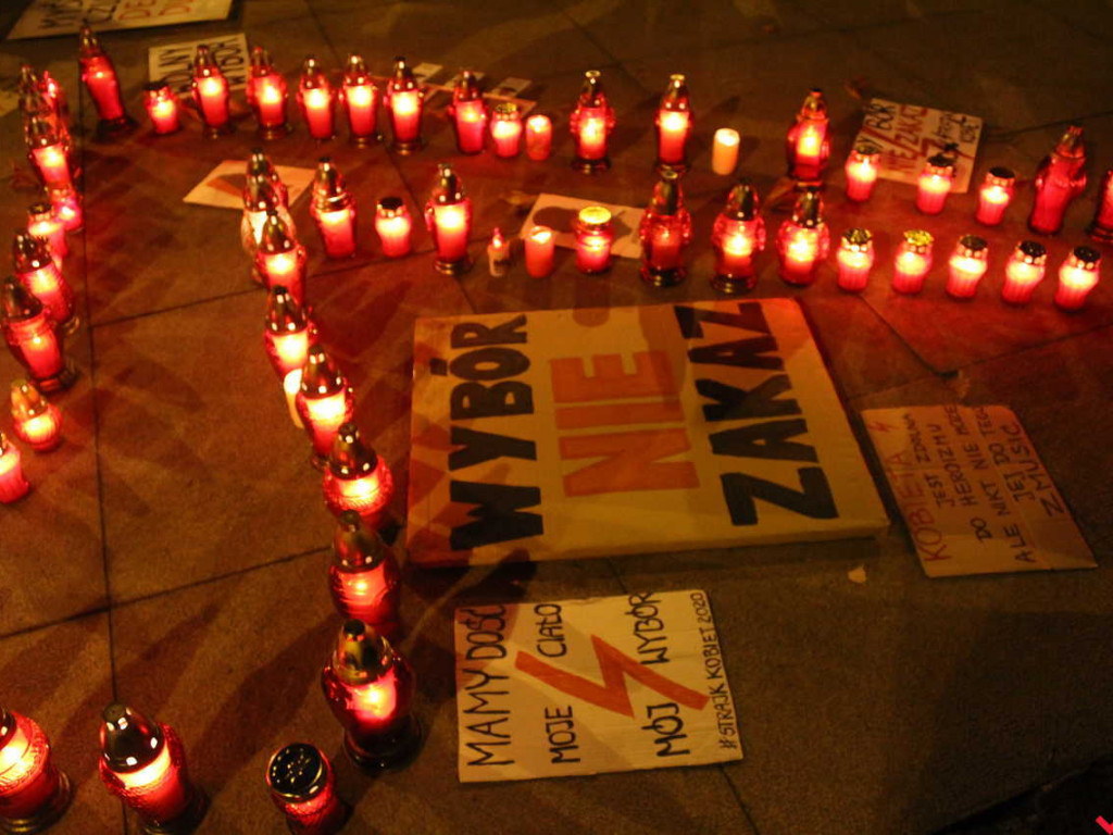 Myślą i czują, dlatego chcą decydować. Kobiety protestowały na rynku