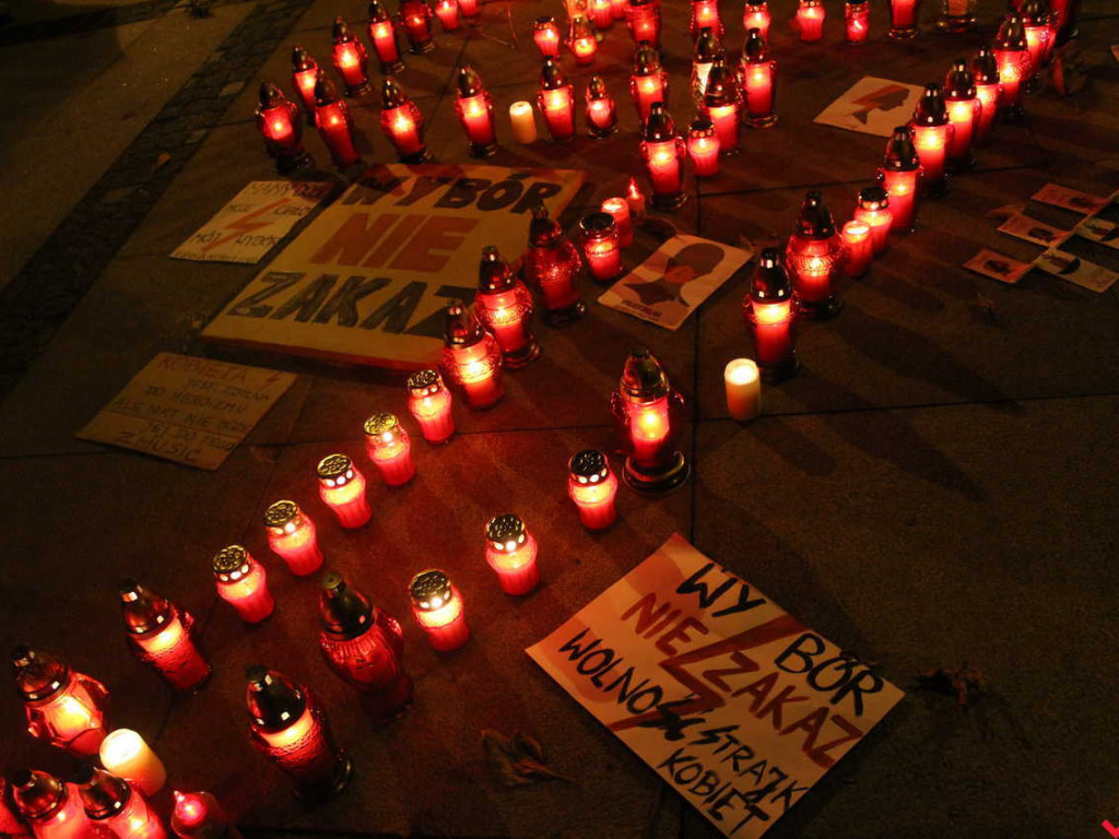 Myślą i czują, dlatego chcą decydować. Kobiety protestowały na rynku