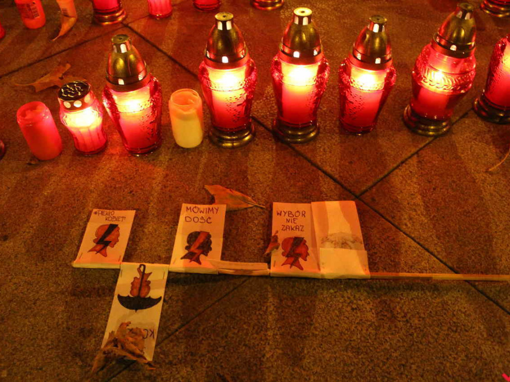 Myślą i czują, dlatego chcą decydować. Kobiety protestowały na rynku