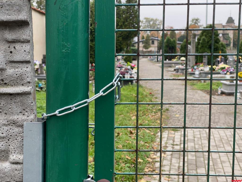 Czy cmentarze faktycznie są nieczynne? Objechaliśmy powiat, żeby to sprawdzić