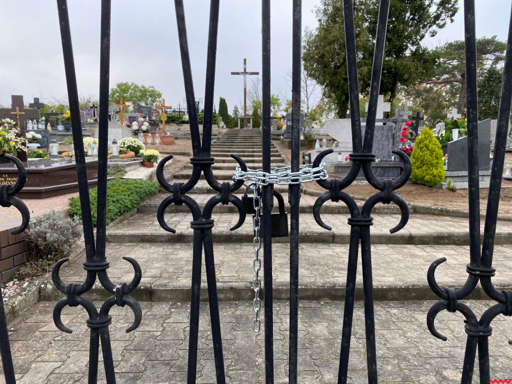 Czy cmentarze faktycznie są nieczynne? Objechaliśmy powiat, żeby to sprawdzić