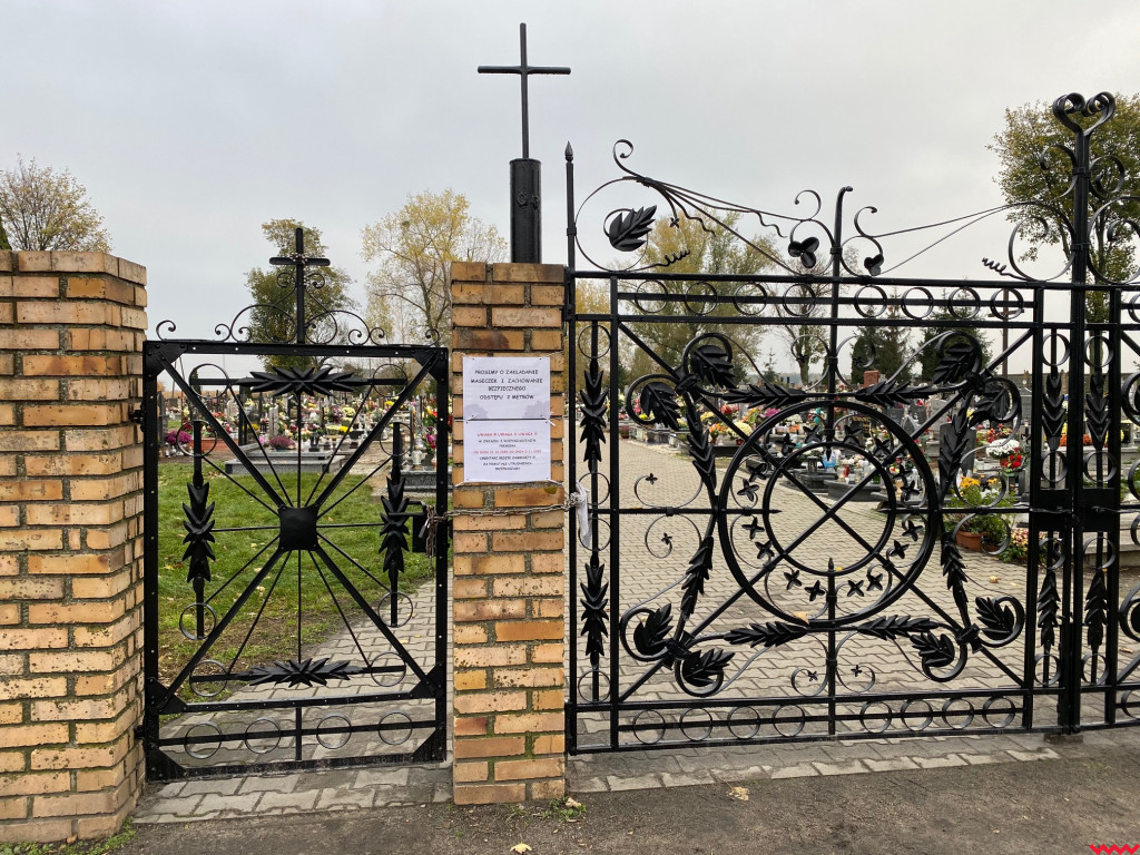 Czy cmentarze faktycznie są nieczynne? Objechaliśmy powiat, żeby to sprawdzić