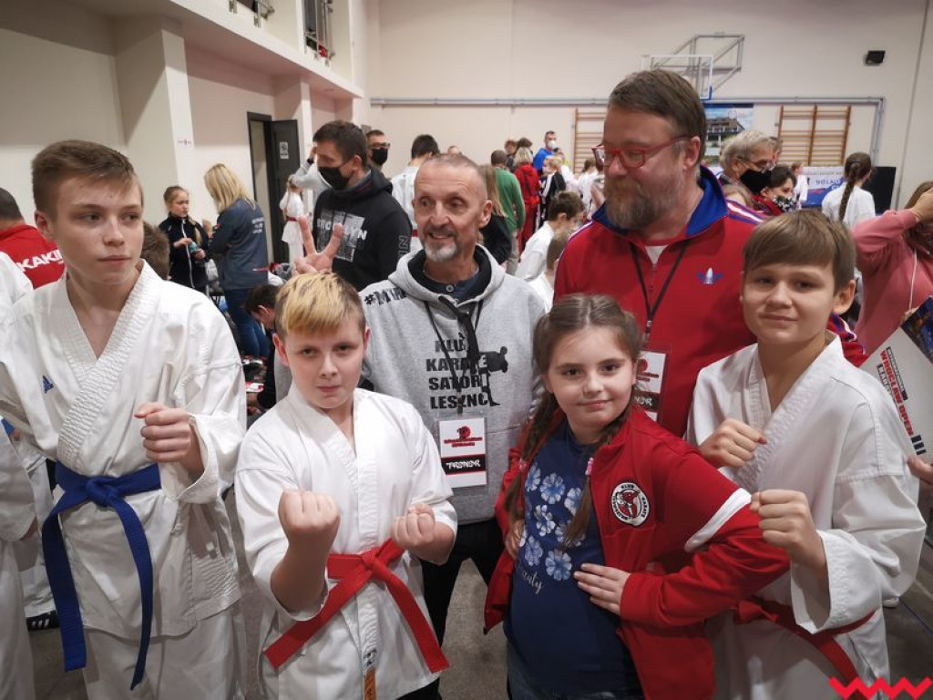 Medale zawodników Wrzesińskiego Klubu Karate na koniec sezonu