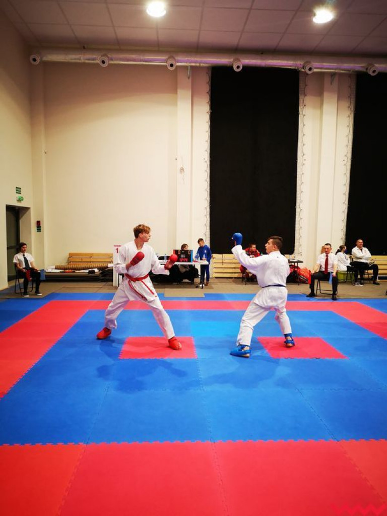 Medale zawodników Wrzesińskiego Klubu Karate na koniec sezonu