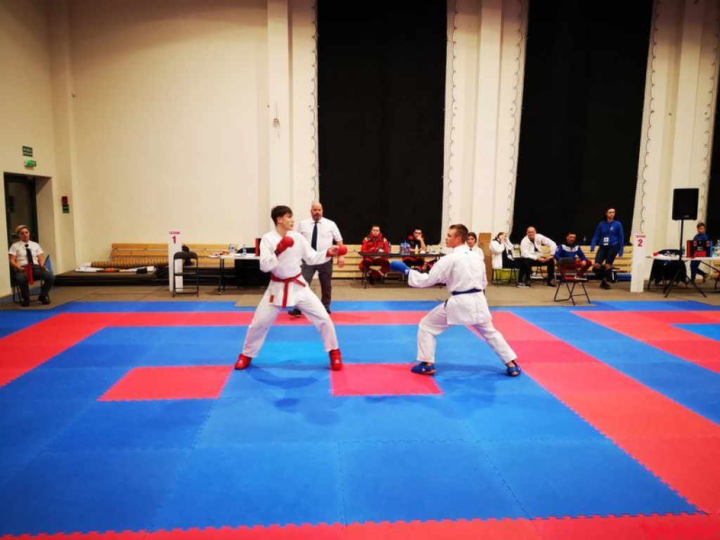 Medale zawodników Wrzesińskiego Klubu Karate na koniec sezonu
