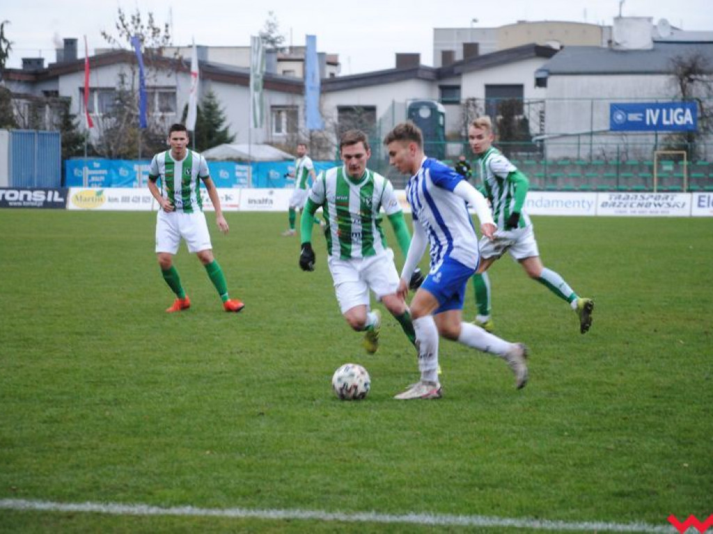 Victoria pokonana przez najgroźniejszego konkurenta do awansu