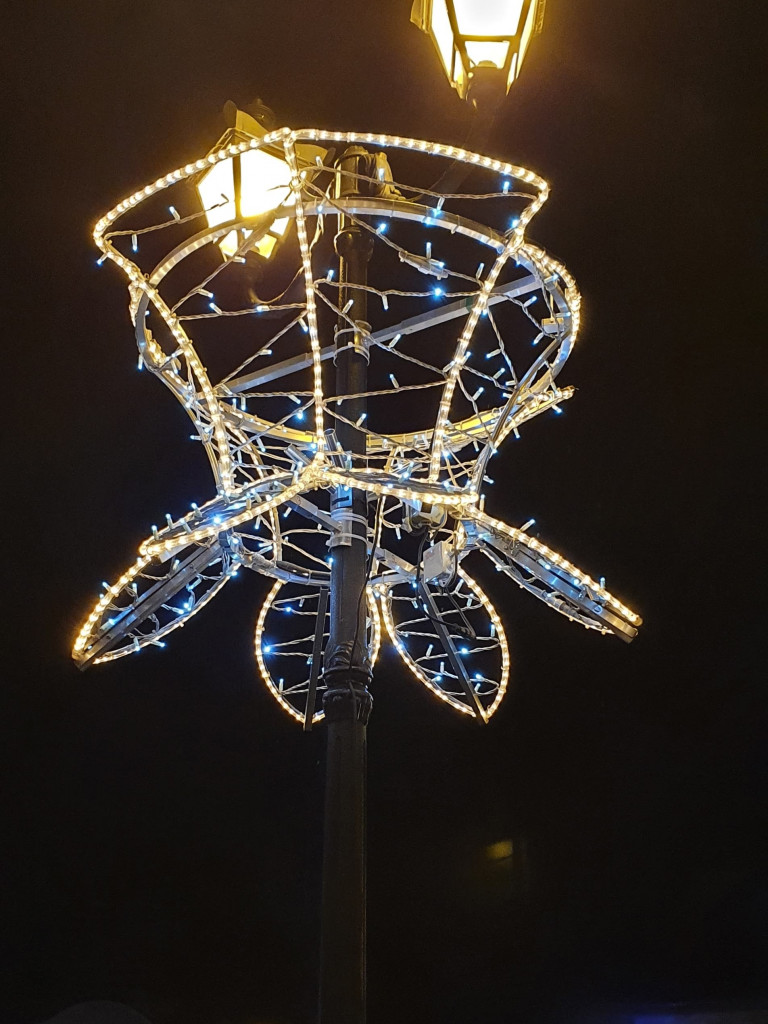 Coraz bliżej święta, w Miłosławiu są już pierwsze iluminacje