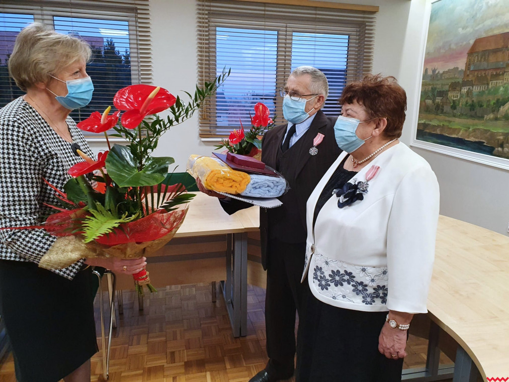 Złote gody tym razem w reżimie sanitarnym