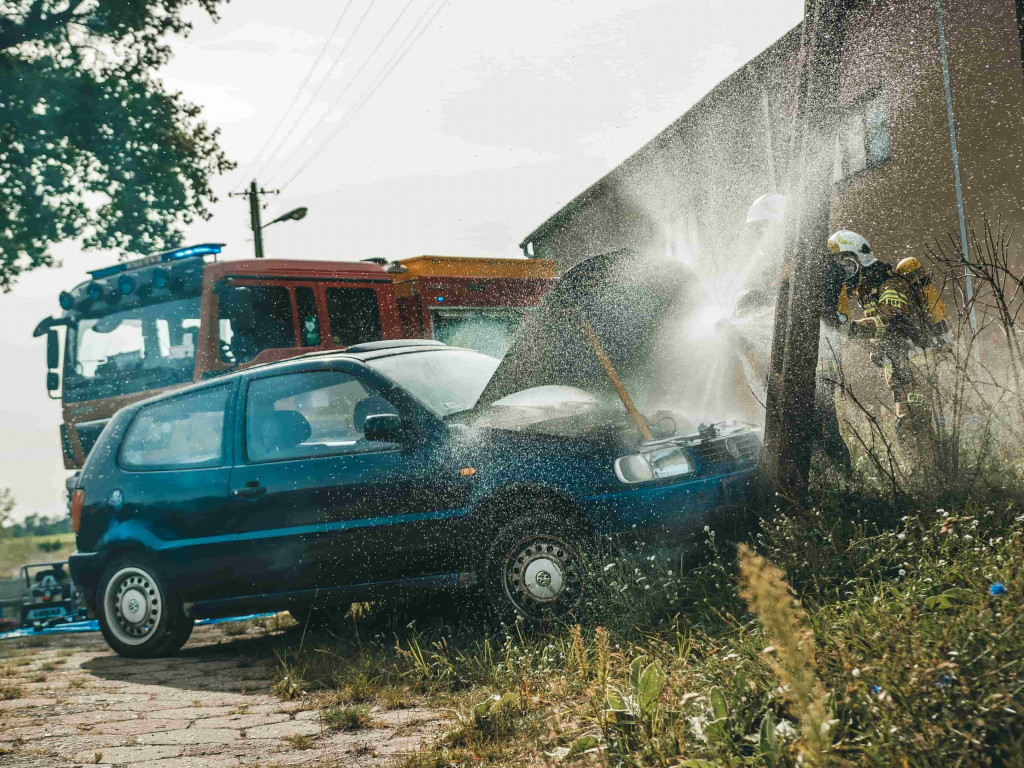  Druhowie z OSP Miłosław przed obiektywem. Męska sesja do kalendarza