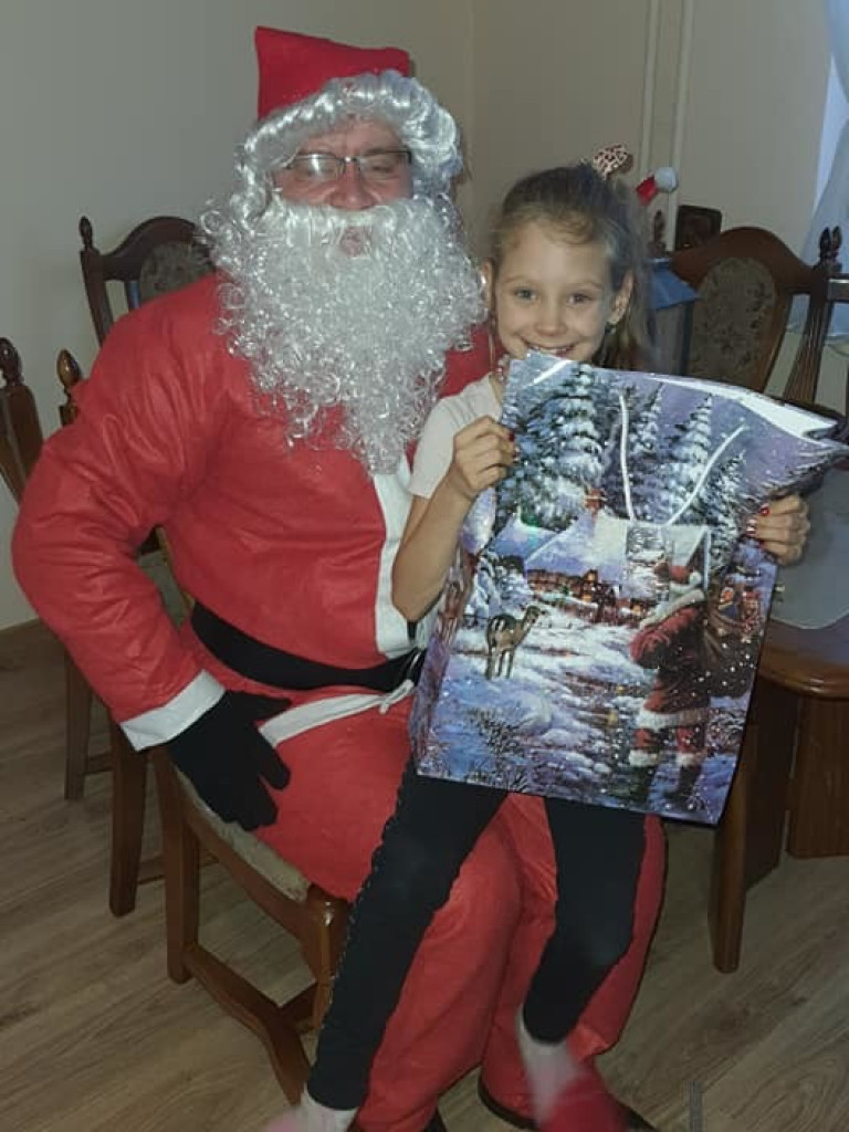 Długo wyczekiwany Mikołaj nie zapomniał o dzieciach w Zapowiedni