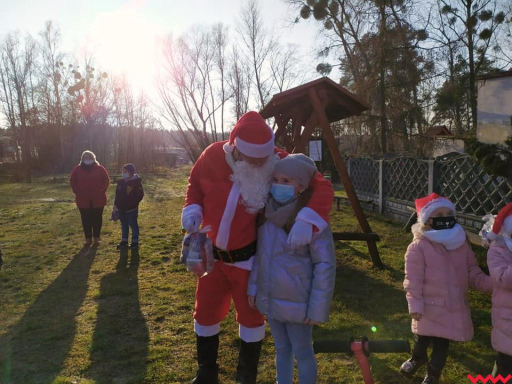 Święty Mikołaj nie zawiódł i pojawił się z wizytą w Rudzie Komorskiej