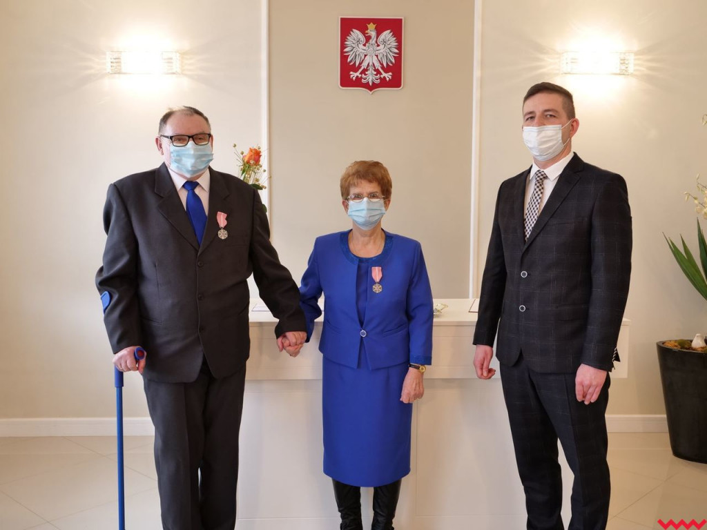 Cztery pary doczekały się złotych godów. W tym gronie jest były przewodniczący rady
