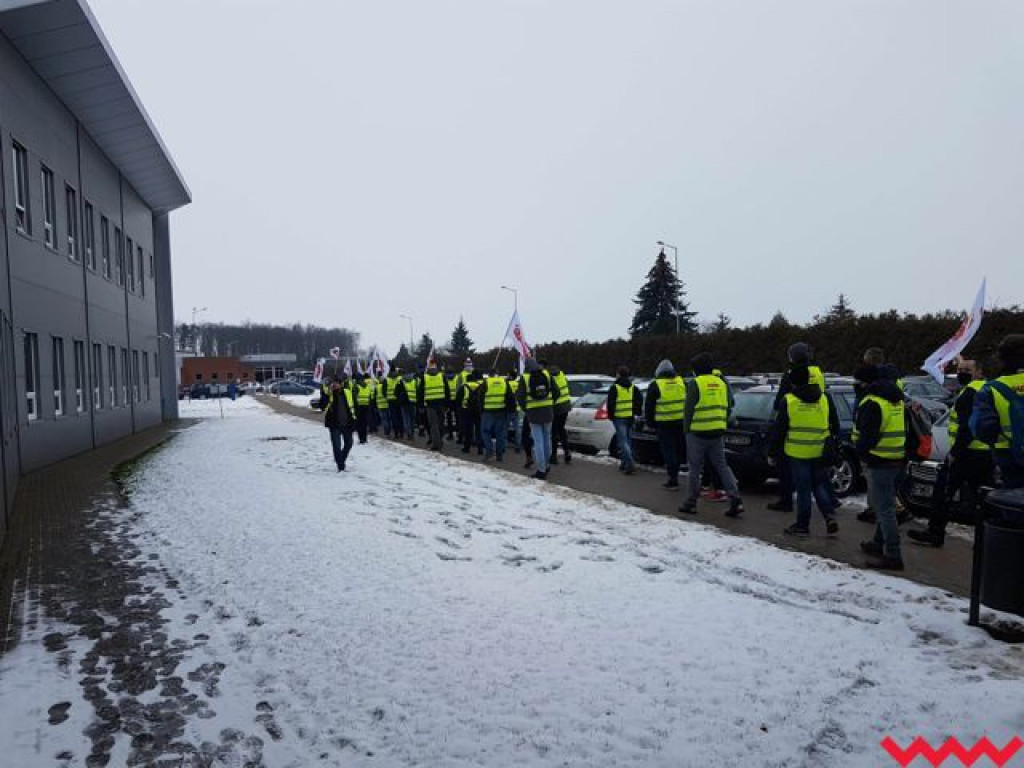 Pracownicy Gestampu nie zgadzają się na obniżenie pensji