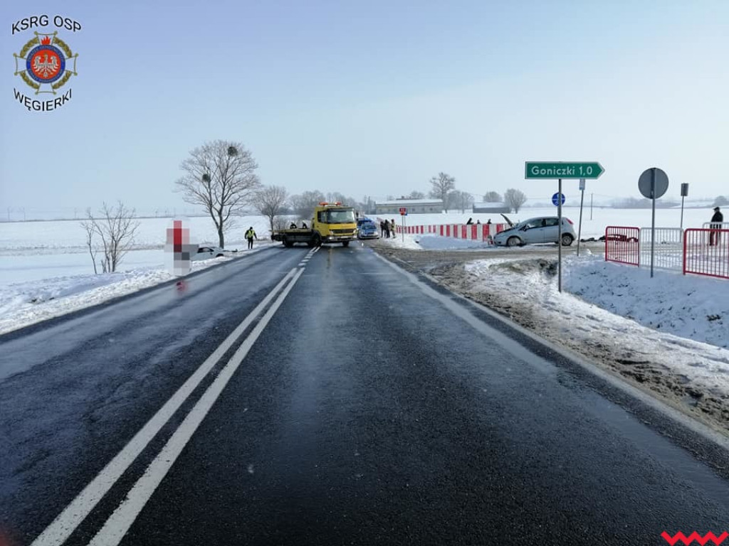 Zderzenie trzech samochodów na drodze krajowej nr 92