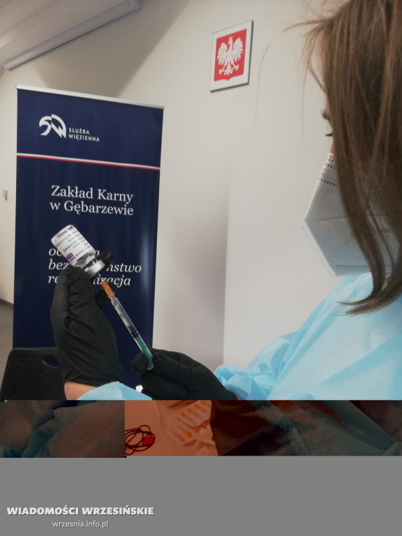 Akcja szczepień funkcjonariuszy z Gębarzewa