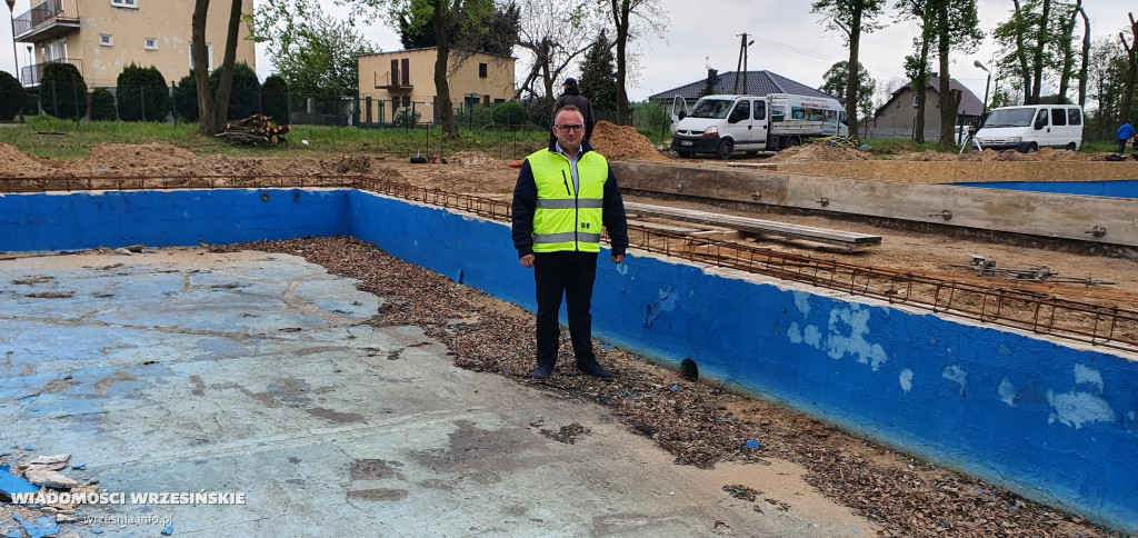 Remont basenu w Orzechowie idzie zgodnie z planem
