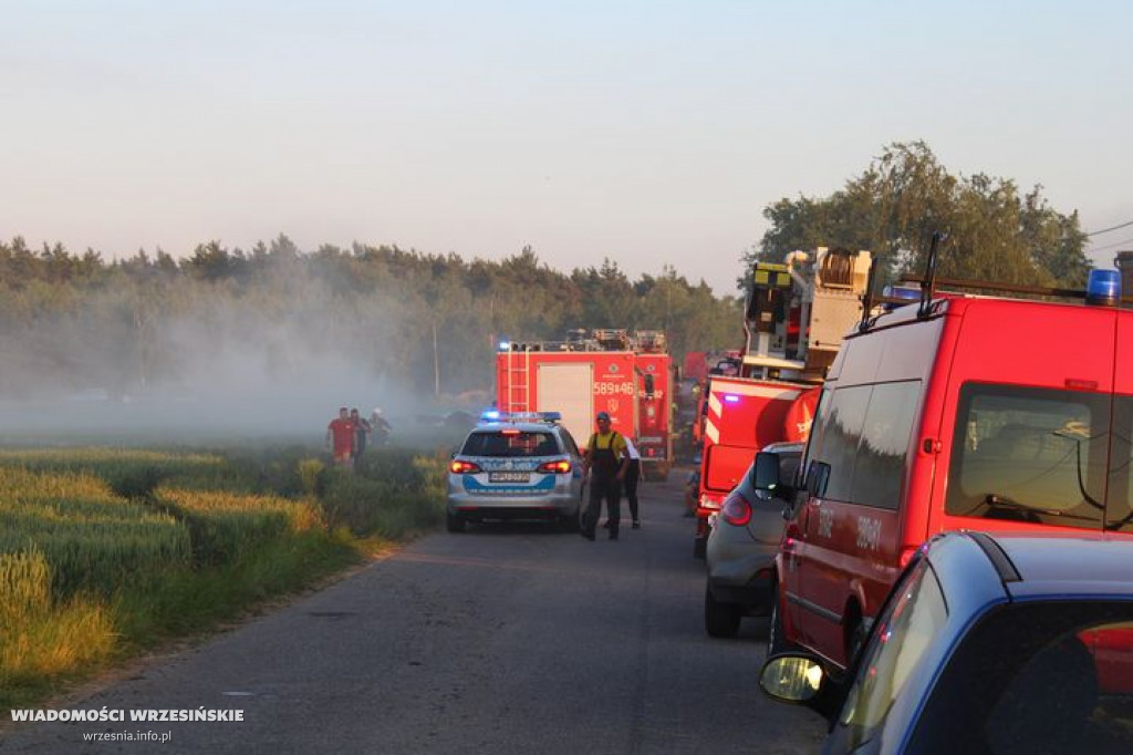 Strażacy walczyli z pożarem w Młodziejewicach