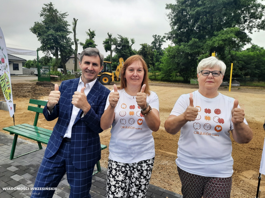 Wielka radość w Orzechowie z otwarcia basenu!