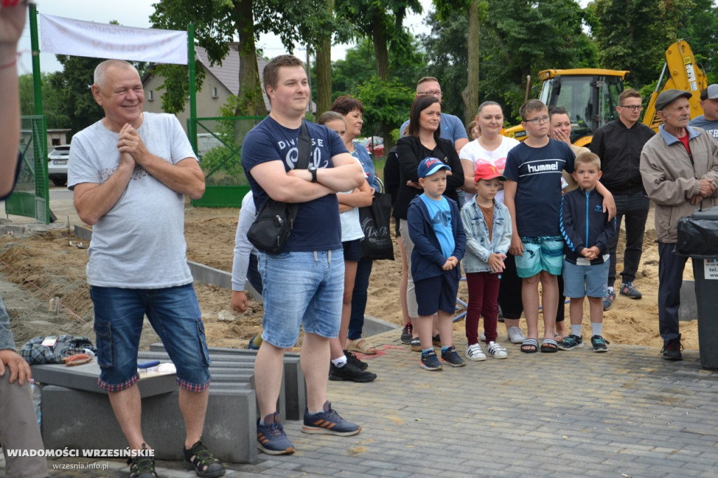 Wielka radość w Orzechowie z otwarcia basenu!
