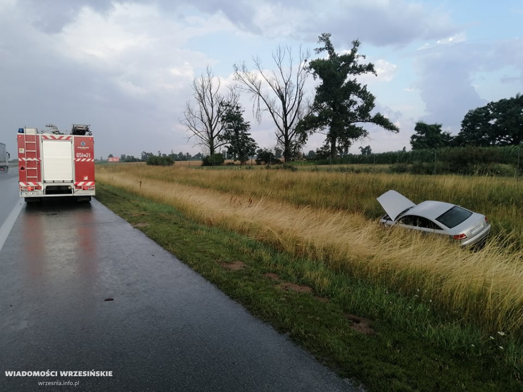 Zderzenie trzech samochodów na autostradzie A2