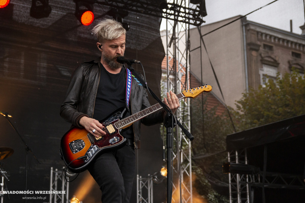 Organek i Zalewski na rynku we Wrześni