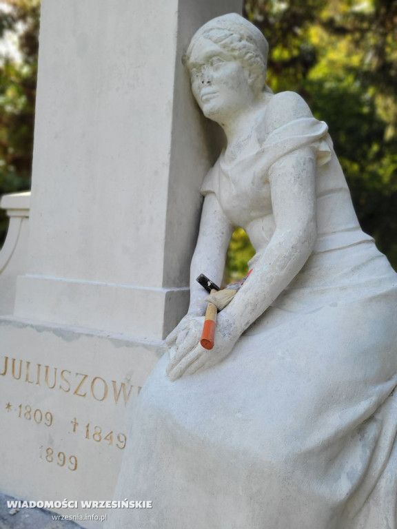 Kosztowana renowacja pomnika Juliusza Słowackiego