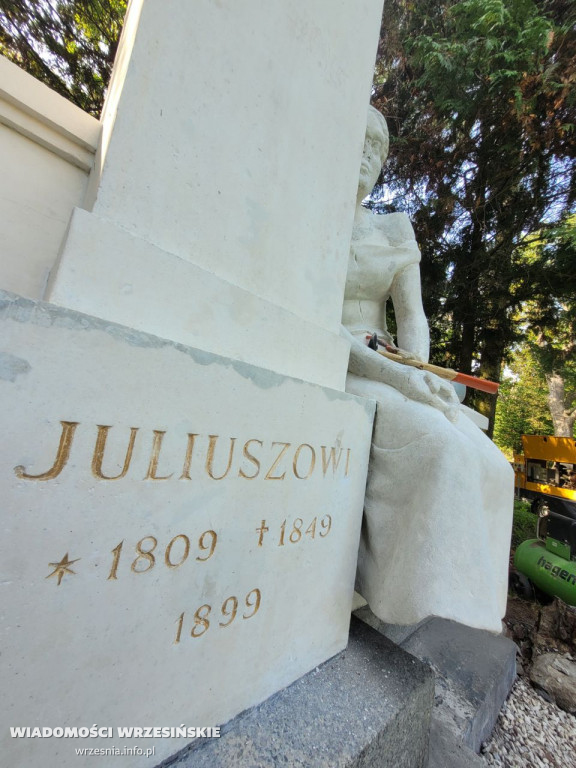 Kosztowana renowacja pomnika Juliusza Słowackiego