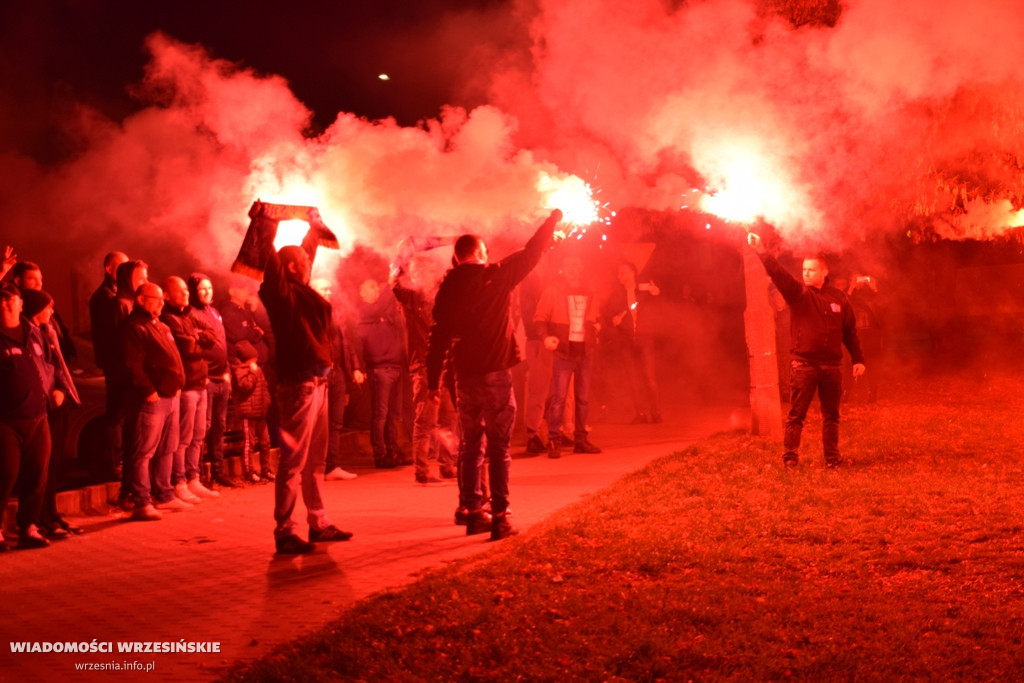 Sektor Niebo. Kibice uczcili zmarłych kolegów