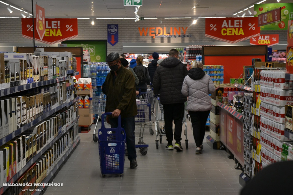 Rekordowe tłumy na otwarciu Aldi we Wrześni
