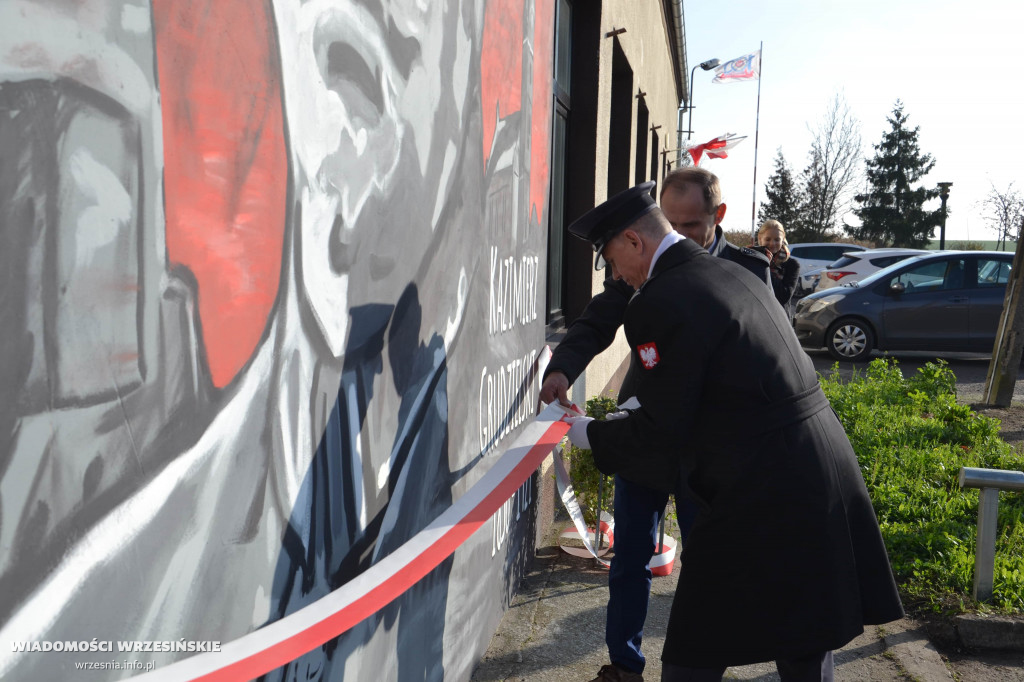 Odsłonięto mural w Gozdowie. Zobacz galerię zdjęć