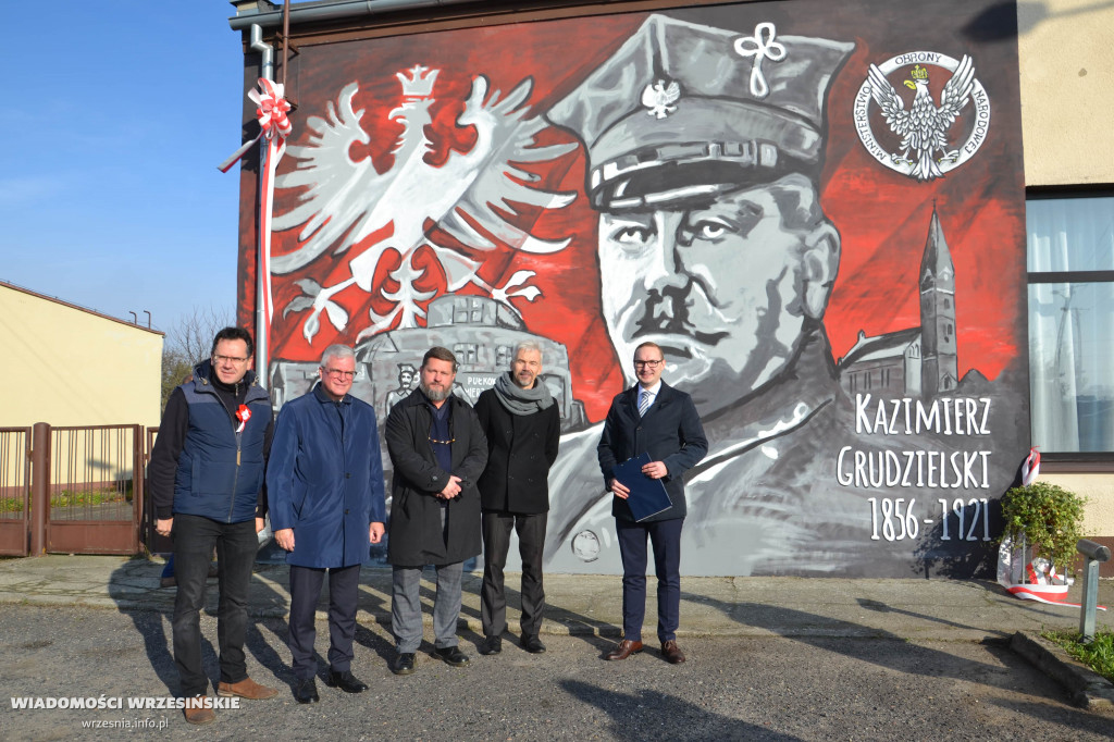 Odsłonięto mural w Gozdowie. Zobacz galerię zdjęć