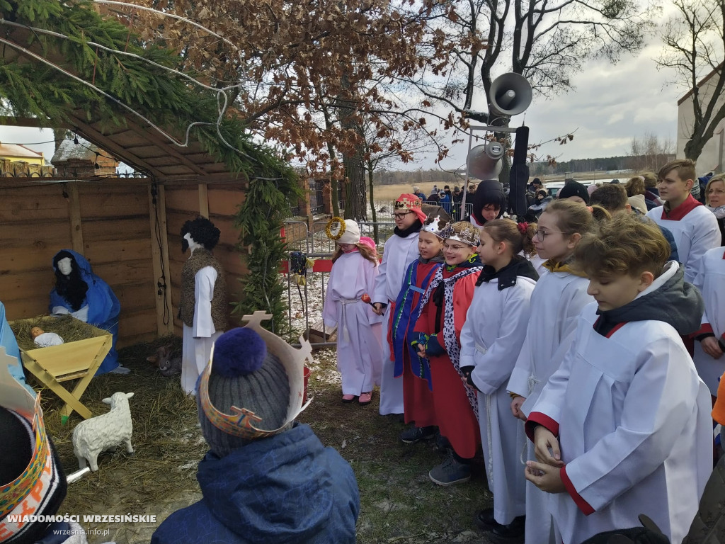 Żywa szopka przyciąga tłumy mieszkańców