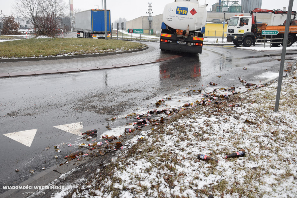 Rozbite butelki na rondzie Kościuszki