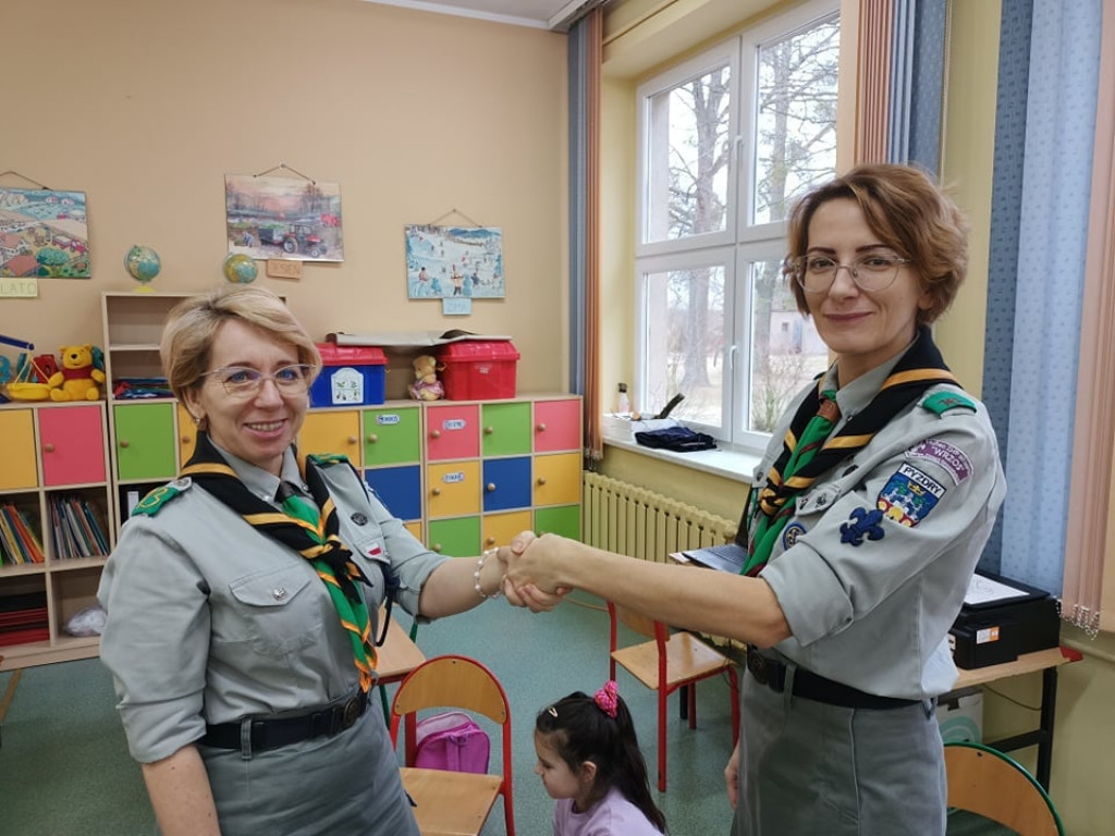 Dzień Myśli Braterskiej  w szkole we Wrąbczynkowskich Holendrach