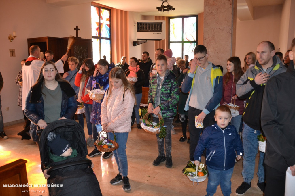 Święconka w parafii św. Jadwigi we Wrześni