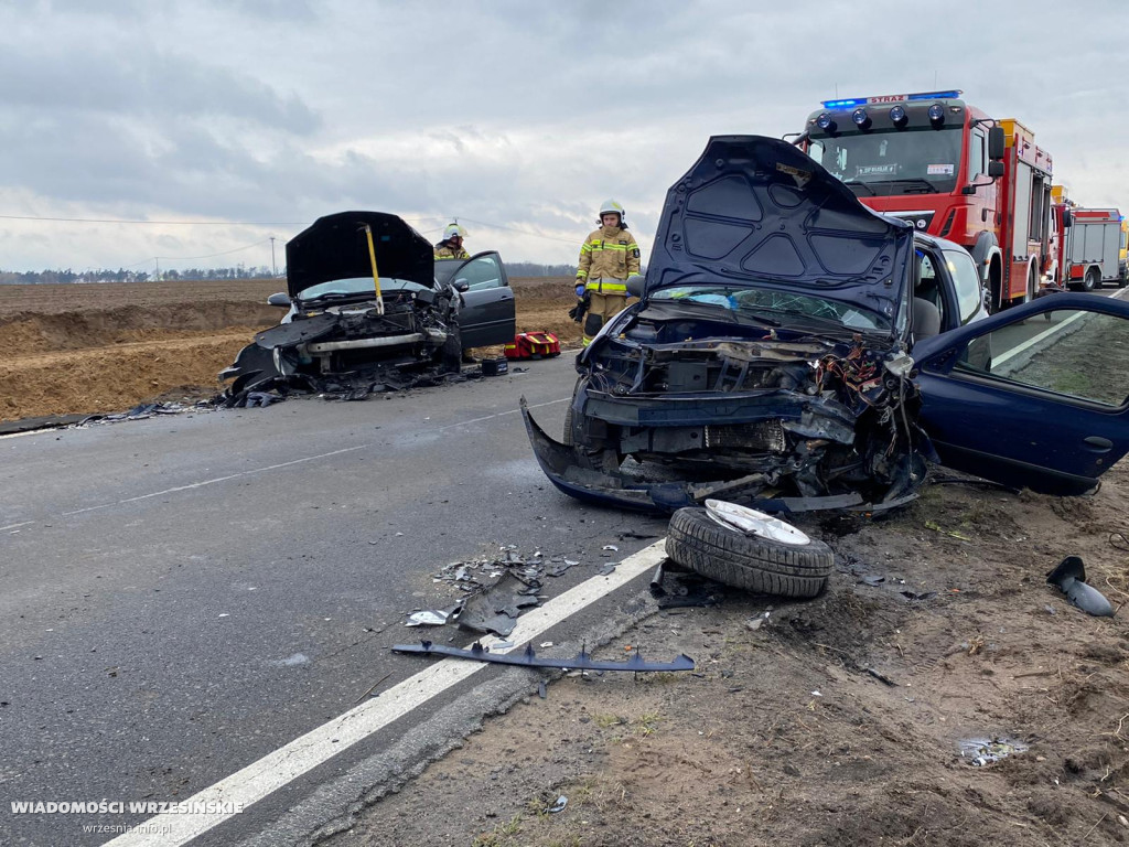 Wypadek na drodze wojewódzkiej. Jedna osoba ranna