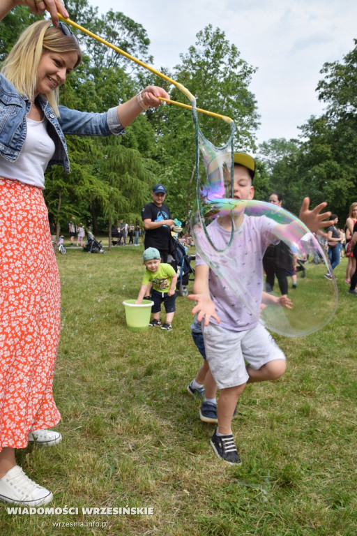 Bańki mydlane i festiwal kolorów we Wrześni