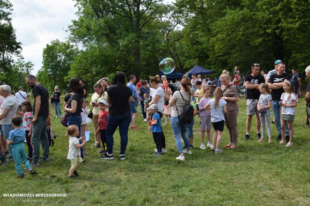 Bańki mydlane i festiwal kolorów we Wrześni