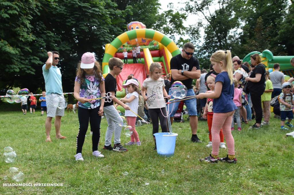 Bańki mydlane i festiwal kolorów we Wrześni