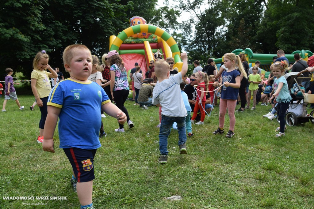 Bańki mydlane i festiwal kolorów we Wrześni