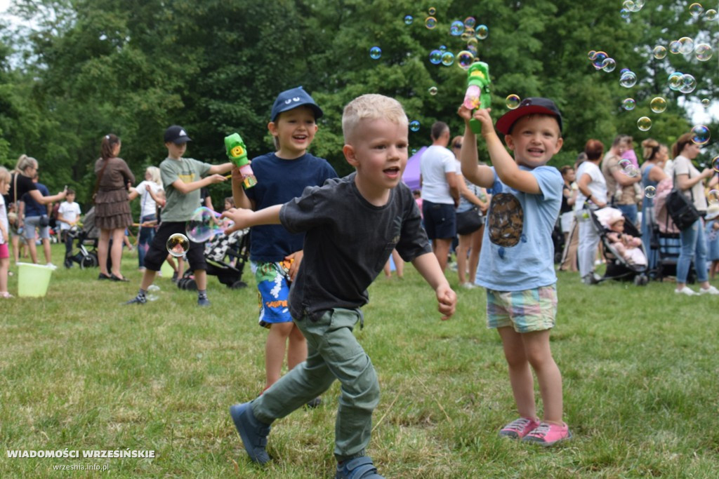 Bańki mydlane i festiwal kolorów we Wrześni
