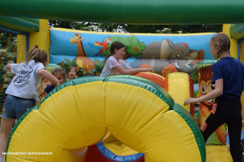 Bańki mydlane i festiwal kolorów we Wrześni