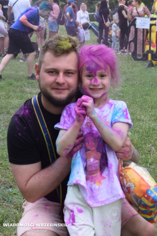 Bańki mydlane i festiwal kolorów we Wrześni
