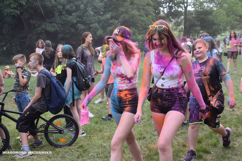 Bańki mydlane i festiwal kolorów we Wrześni